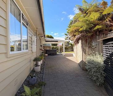 3 Bedroom home Plus Office/Sleepout - Photo 2