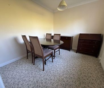 3 bedroom property to rent - Photo 3