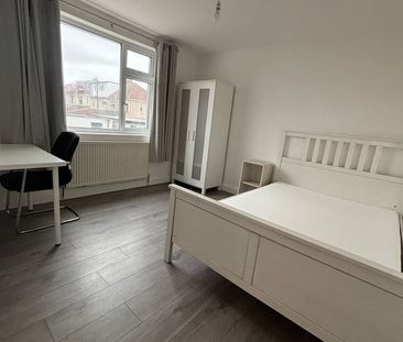 Room in a Shared House, Filton Avenue, BS34 - Photo 1