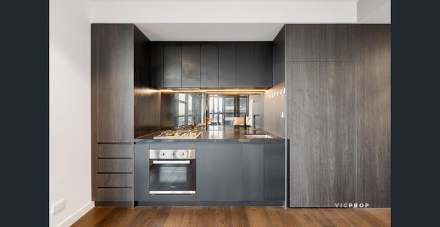 MODERN LUXURY 2 BEDROOM APARTMENT- FULLY FURNISHED - Photo 1