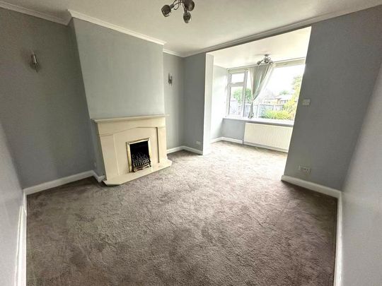 4 bedroom semi-detached house to rent - Photo 1