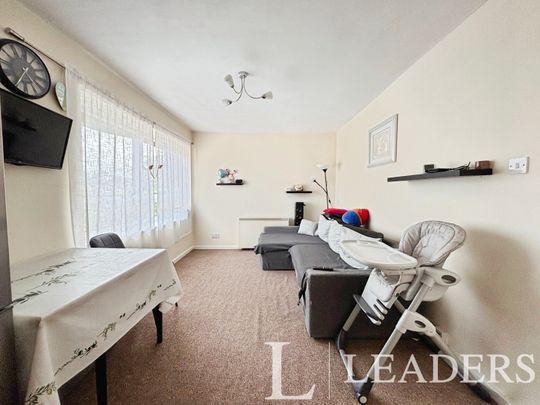 1 bedroom flat to rent Brenthall Towers, Harlow, CM17 - Photo 1