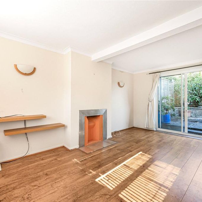 2 bedroom terraced house to rent - Photo 1
