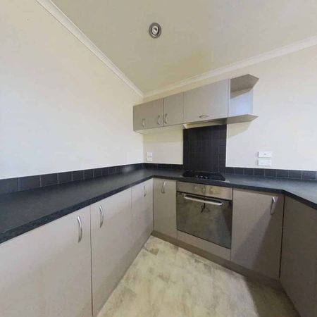 2 Bedrooms in Enderley - Photo 4