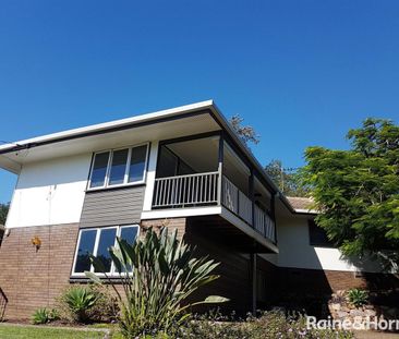 Good Size Home, with Air Conditioning and Great Location! - Photo 5