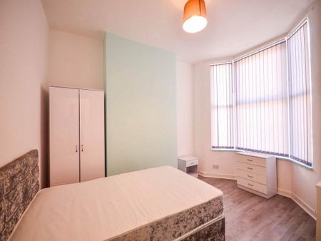 3 bedroom house share to rent - Photo 4