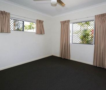 MODERN LIVING! 3 BEDROOM 2 BATHROOM UNIT + SECURE COMPLEX + COMPLEX... - Photo 6