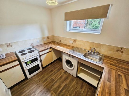 1 Bedroom Flat to Rent in Whites Rise, Irthlingborough, Northants, NN9 - Photo 1
