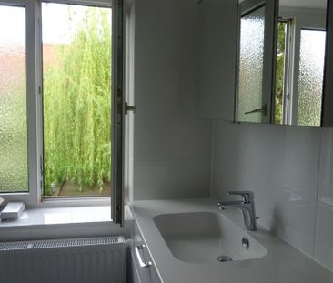Wunderschöne, helle 3-Zimmer-Wohnung mit 75 m² großen Eigengarten i... - Photo 6