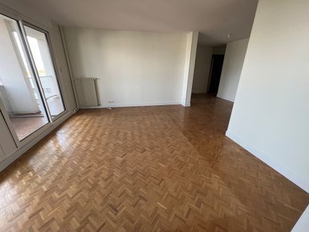 T4 rénové de 90 m² avec garage - Photo 5