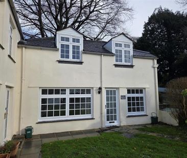 2 bedroom end of terrace house to rent - Photo 2