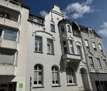 Großzügige 2-Zimmer-Dachgeschosswohnung in MG-Zentrum - Photo 1