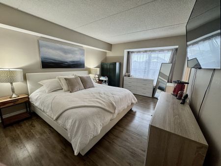 For Lease - 1460 Bishops Gate Unit# 302, Oakville, Ontario - Photo 5