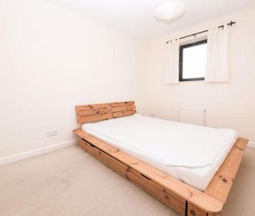 2 bedroom flat to rent - Photo 6