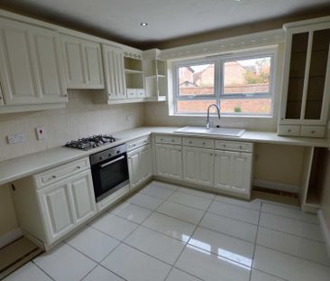 Price £1,800 pcm - Available 01/05/2025 - Unfurnished - Photo 4