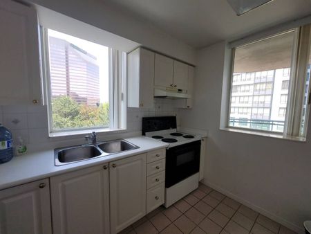 For Lease - 8 Pemberton Avenue Unit# 508, Toronto, Ontario - Photo 4
