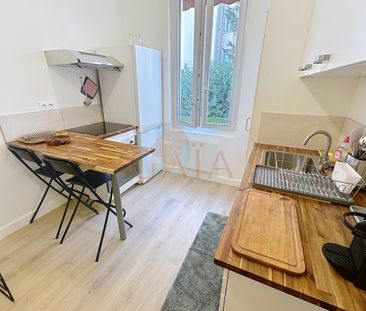 CANNES SQUARE CARNOT CHARMANT 2P A LOUER MEUBLE GARAGE - Photo 3