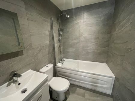 Clarence Street, Swindon - Photo 5