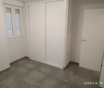 Piso de alquiler en Carrer Francisco Alcayde, 25b, Pueblo - Photo 1
