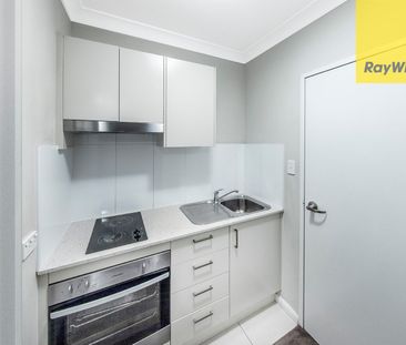 Modern Studio Apartment - All Bills Included! | Walk to Parramatta ... - Photo 2