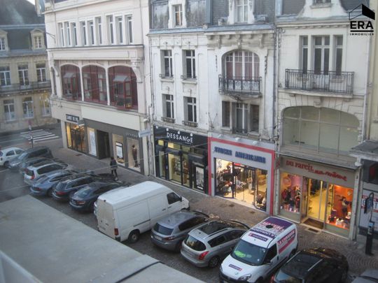 A LOUER APPARTEMENT EN PLEIN CENTRE VILLE DE ST QUENTIN 02100. - Photo 1