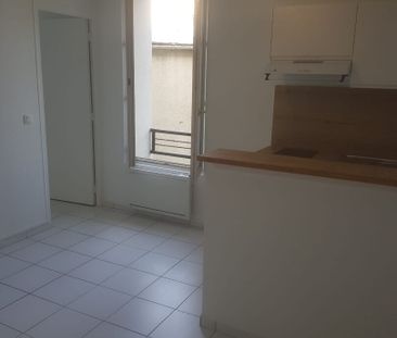 Location Appartement 2 pièces 30m² - Photo 3