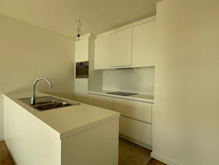 Nieuwbouw 2-slaapkamerappartement op een invalsweg van Veurne - Photo 2