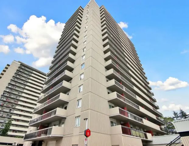 158B MCARTHUR AVE #1206 - Available for November 1st 2025 | 158 B McArthur Avenue, Ottawa - Photo 1
