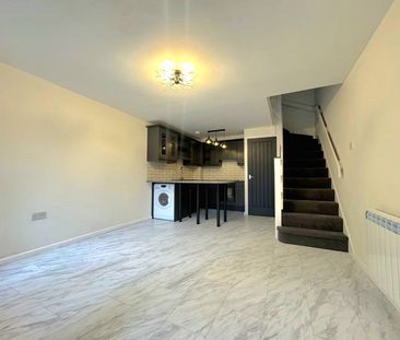 Waverley Court, Woking, Surrey, GU22 7XJ - Photo 1