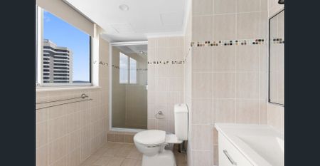 CONVENIENT AND CENTRAL LOCATION - STUNNING VEIWS - SUPER SIZED APARTMENT - FULLY FURNISHED - Photo 5