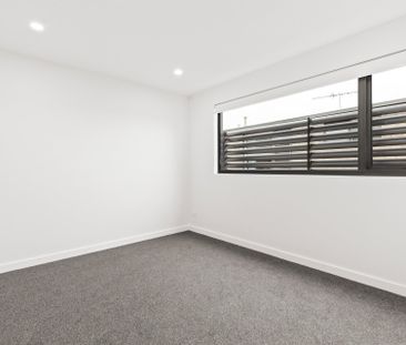 Thinking of selling? Contact our agent - Photo 4