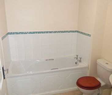 7 Maximus Road, North Hykeham - Photo 3