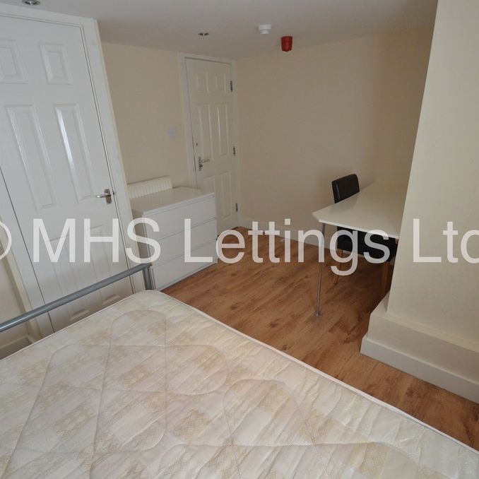 Room 1, 36 Hartley Grove, Leeds, LS6 2LD - Photo 1