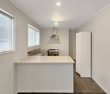 SPRINGVALE - 2 BEDROOMS - Photo 1