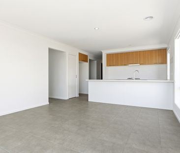 HOME FOR RENT IN THORNHILL PARK - Photo 6