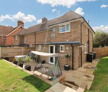 3 bedroom semi-detached house to rent - Photo 2