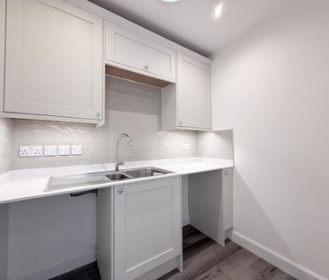 Alderton, Nr Tewkesbury GL20 8NL - Photo 2