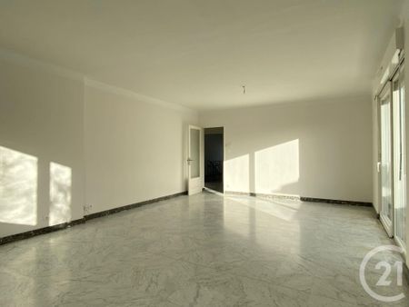 Location Appartement 6 pièces 127m² METZ 57000 - Photo 2