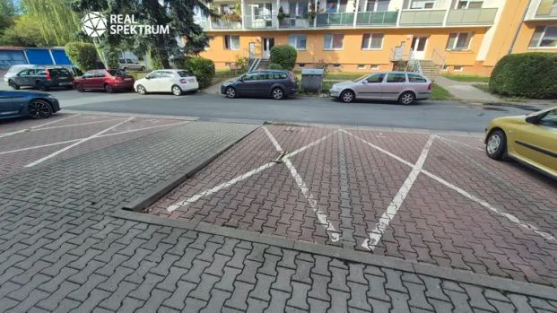 Pronájem světlého a útulného bytu 3+kk s terasou, klimatizací a parkingem, Kuřim - Photo 1