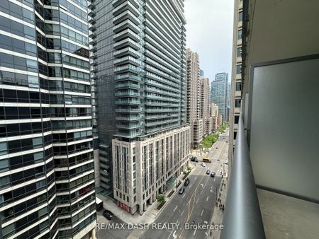 For Lease - 57 St Joseph Street Unit# 1205, Toronto, Ontario - Photo 3