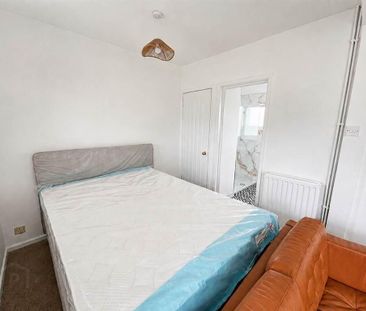 7 Cherryhill Walk, Dundonald, Belfast, BT16 1JE - Photo 3