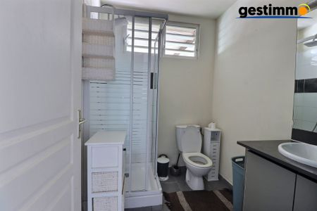 Location Appartement 3 pièces 48m² REMIRE MONTJOLY 97354 - Photo 5