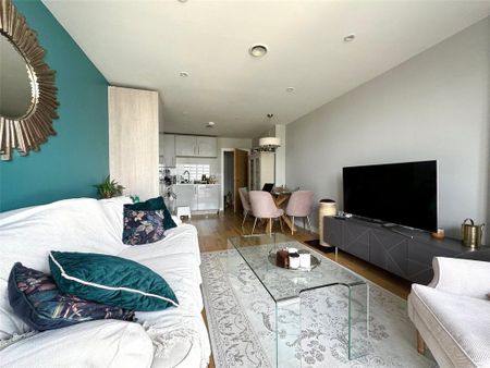 2 bedroom apartment to rent - Photo 5