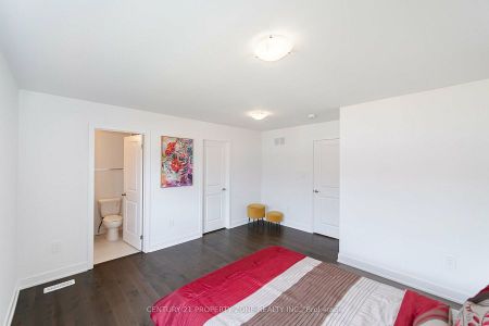 For Lease - 5 Evergreen Terrace, Barrie, Ontario - Photo 4