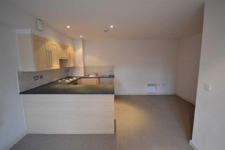 2 bedroom apartment to rent - Photo 5