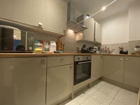 Adamsdown Church, Adamsdown - Photo 4