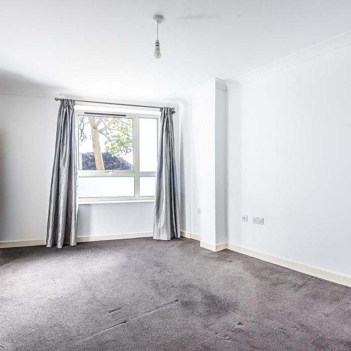 1 bedroom property to rent - Photo 1