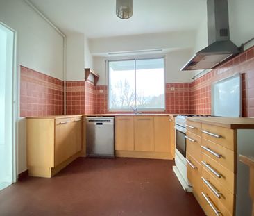 Location Appartement 5 pièces 130m² MONT ST AIGNAN 76130 - Photo 4