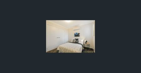 Modern & Low-Maintenance Townhouse in a Prime Location! - Photo 3