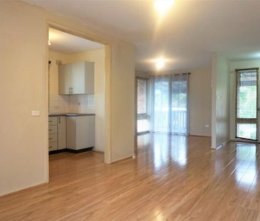 Renovated Beauty- in a quiet family cul-de-sac! - Photo 6